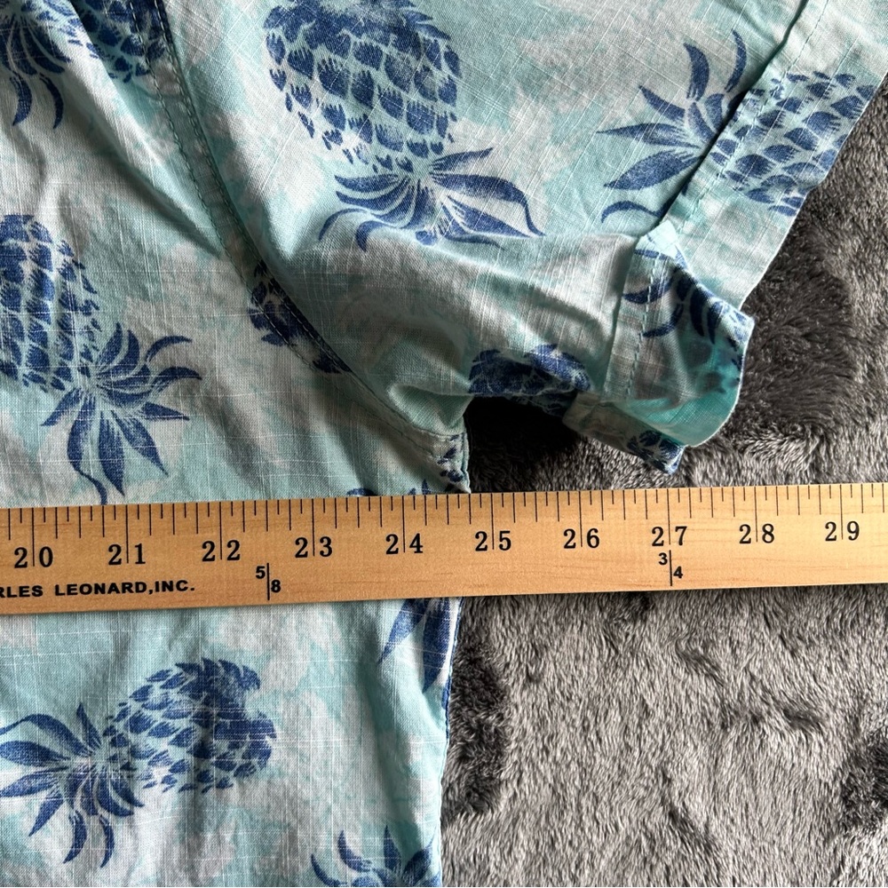 Izod Saltwater Relaxed Classics Blue Pineapple Pattern Shirt‎ XL Button Down - Picture 5 of 6